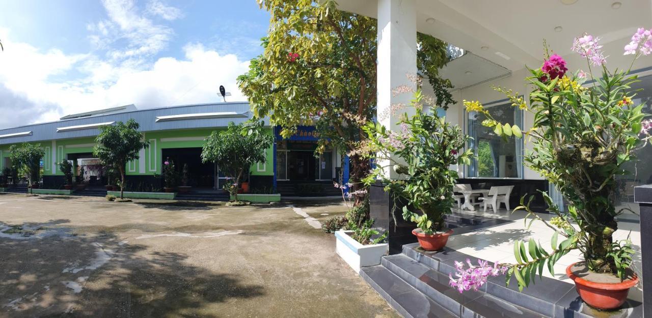 Khach San Ngoc Han Ap Vinh Phu Bagian luar foto
