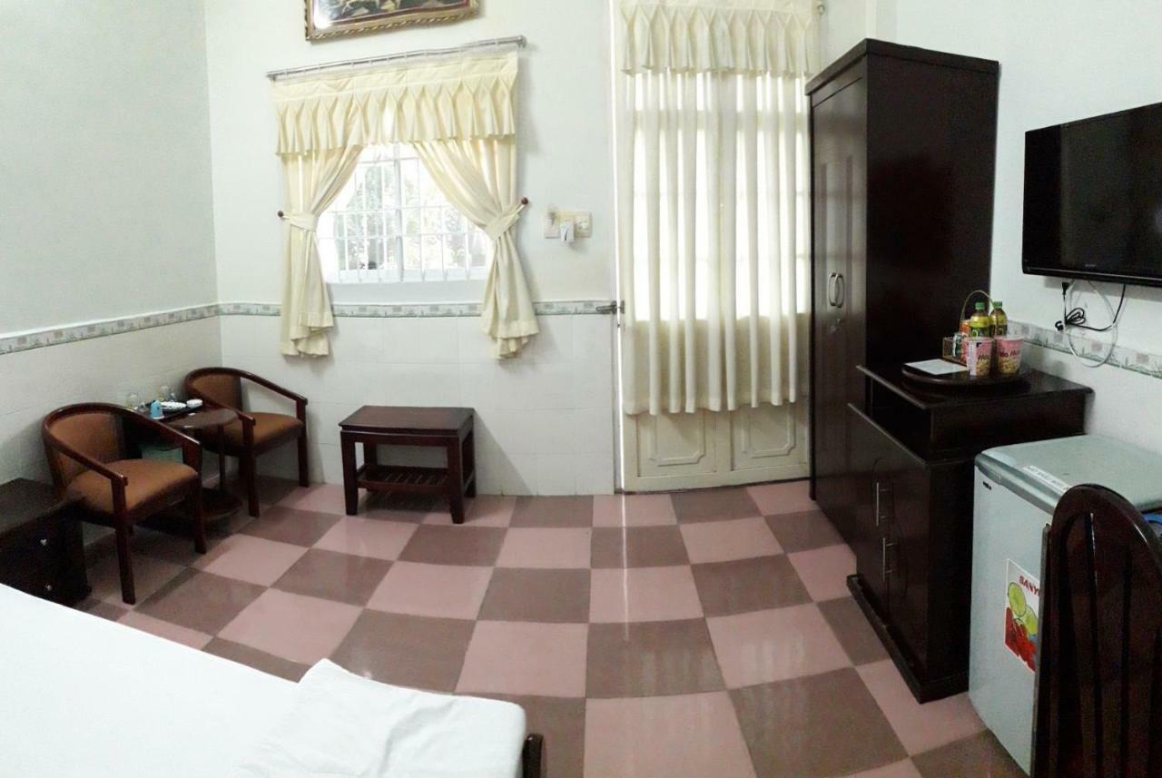 Khach San Ngoc Han Ap Vinh Phu Bagian luar foto